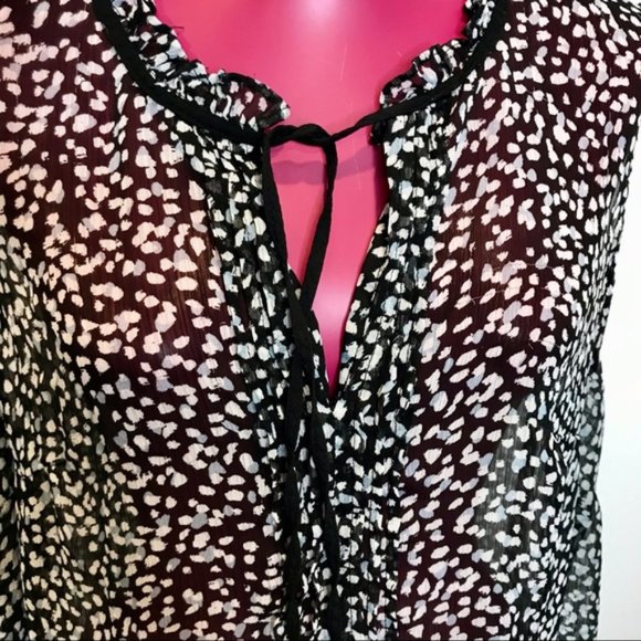 Lightweight Sheer Cami w/ Lace Neckline Plus sz 3X - Picture 3 of 4